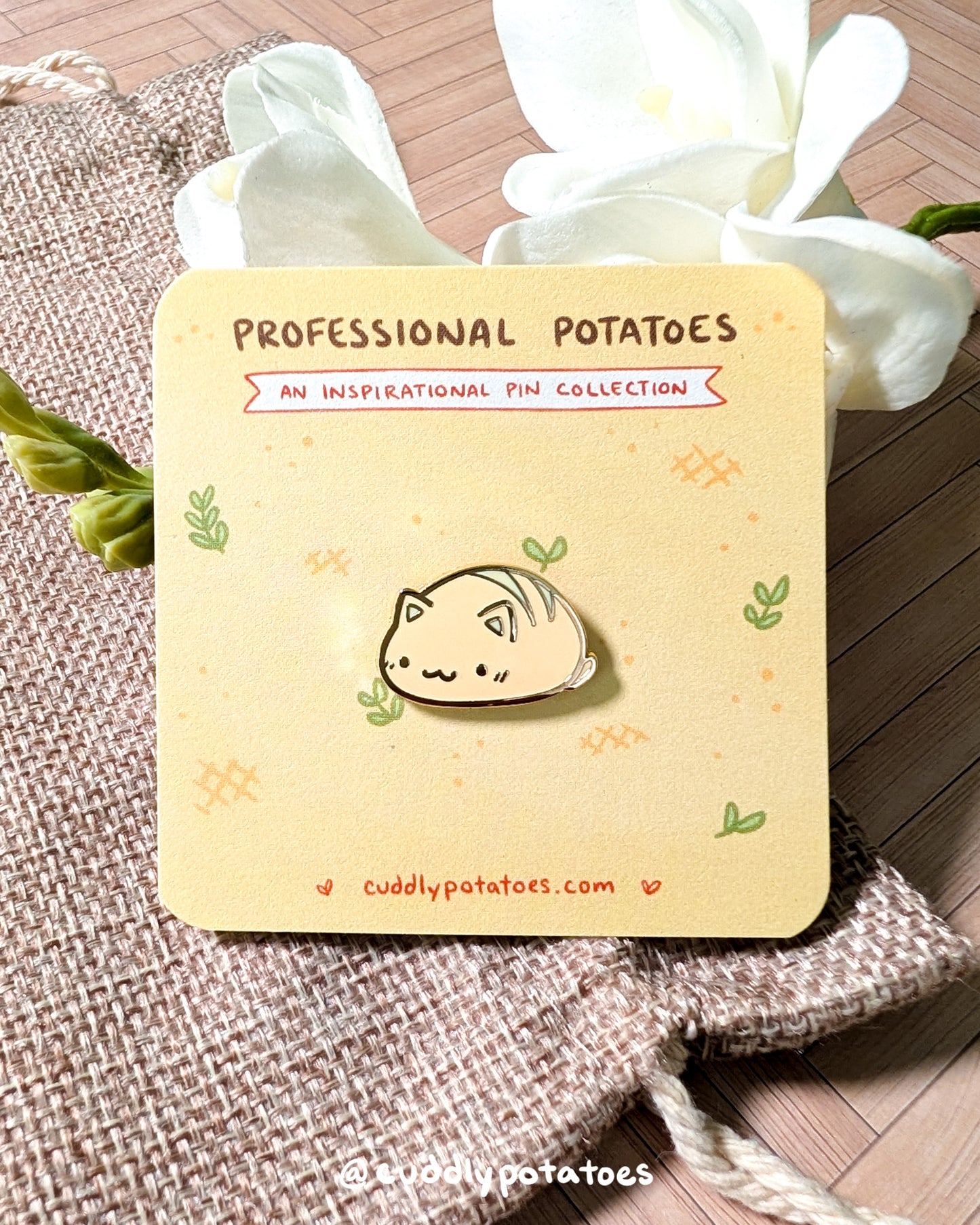 "Cat Loaf" Mini Enamel Pin